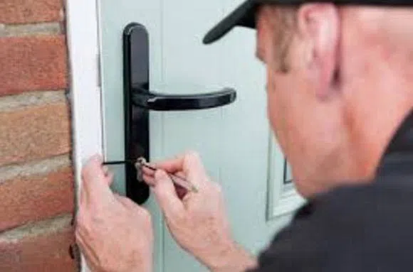 Sarasota Locksmith Service Sarasota, FL 941-467-3106 Sarasota Locksmith Service Sarasota, FL 941-467-3106 - Locksmith