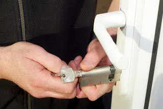 Sarasota Locksmith Service Sarasota, FL 941-467-3106 - business-locksmith